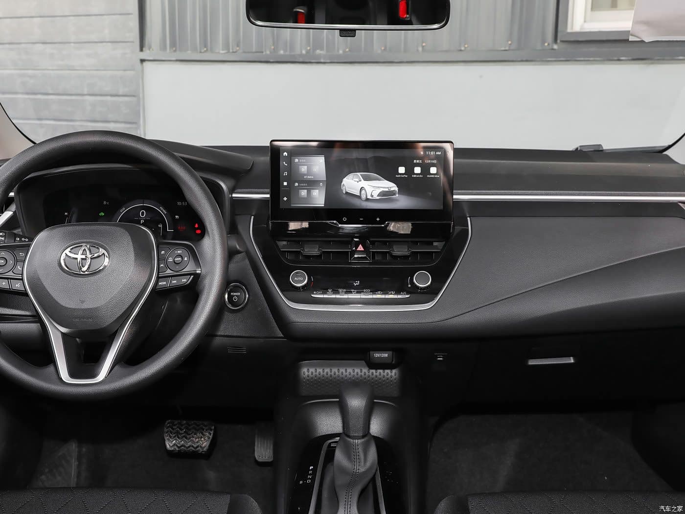Console centrale et écran de la Toyota Corolla Hybride 2025